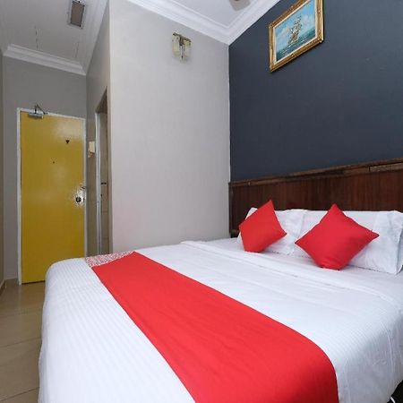 Oyo 1190 Nice Stay Hotel Raub Extérieur photo