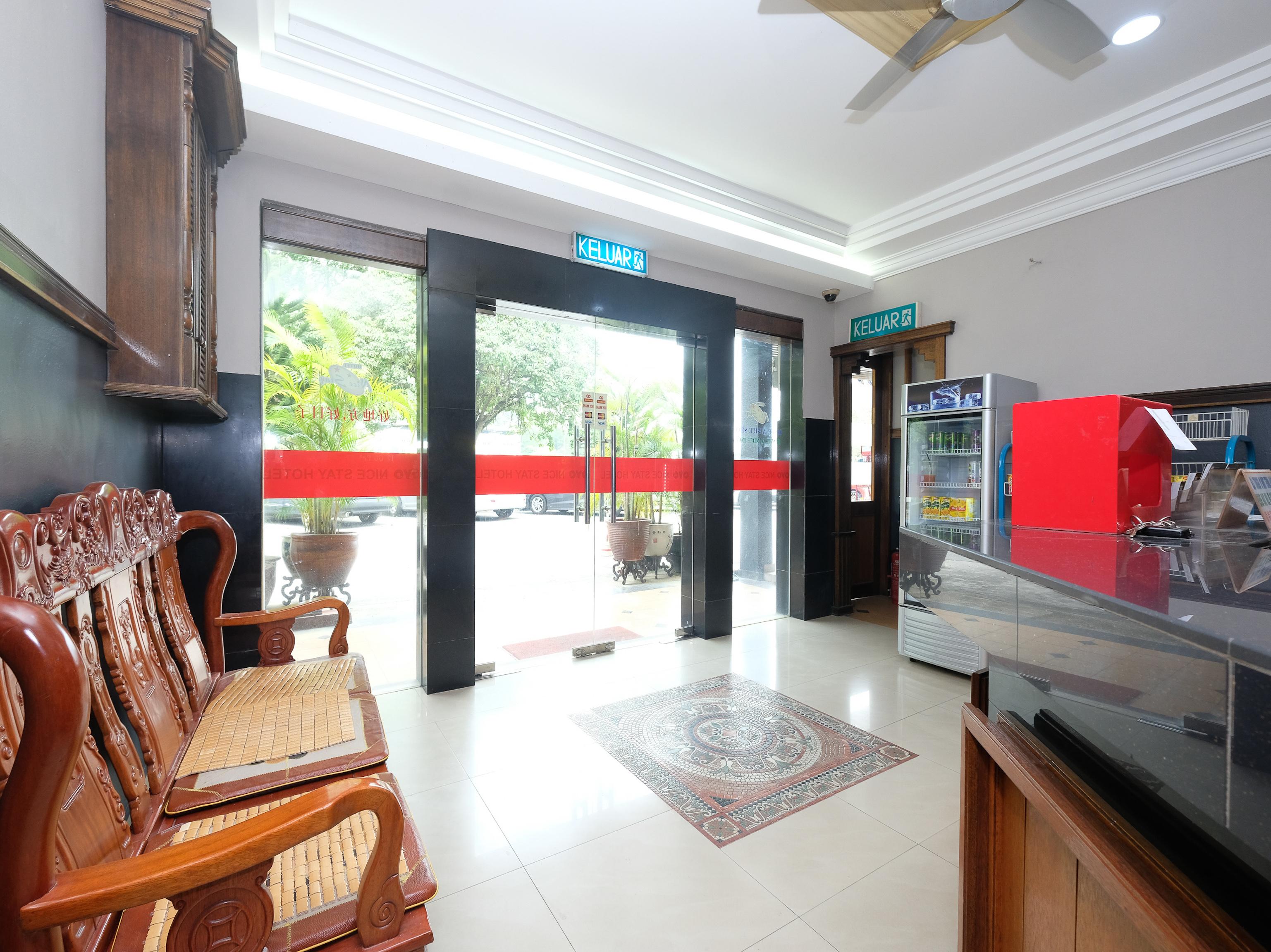 Oyo 1190 Nice Stay Hotel Raub Extérieur photo