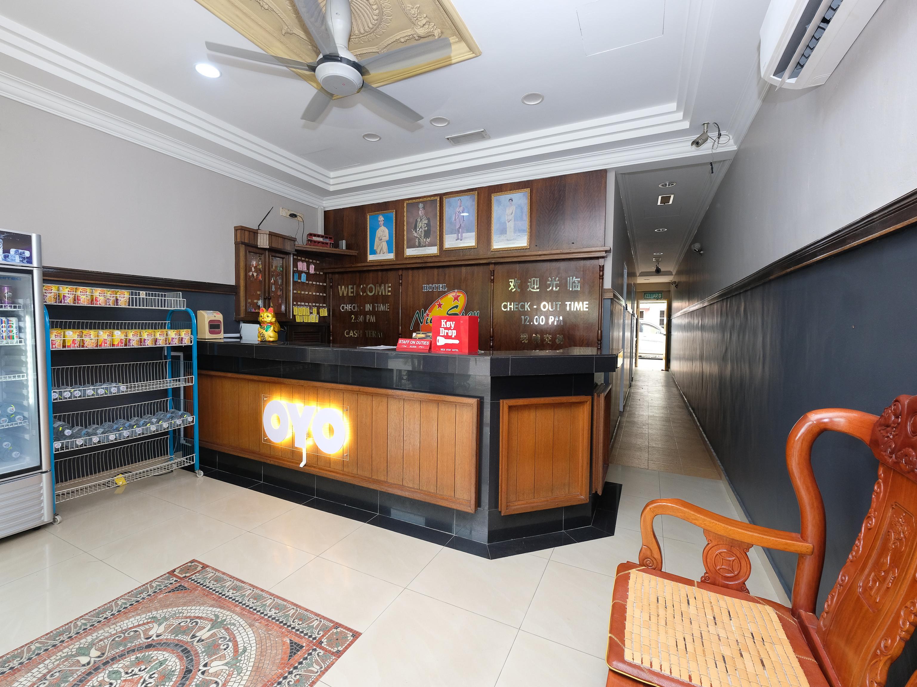 Oyo 1190 Nice Stay Hotel Raub Extérieur photo