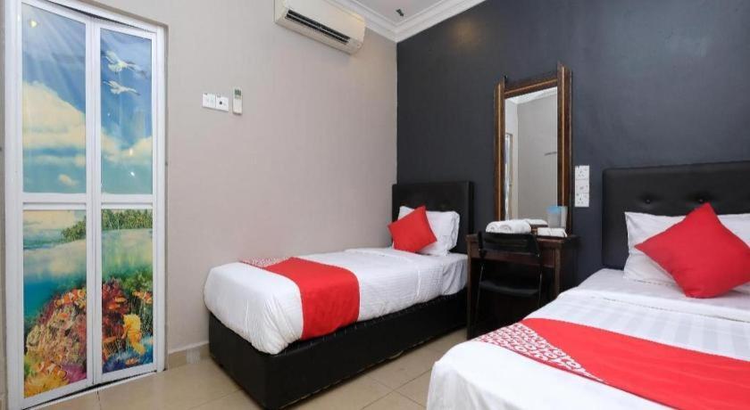 Oyo 1190 Nice Stay Hotel Raub Extérieur photo