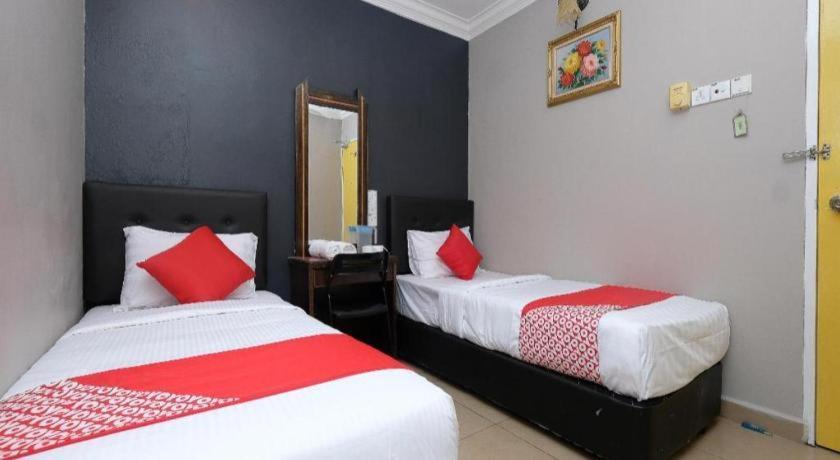 Oyo 1190 Nice Stay Hotel Raub Extérieur photo