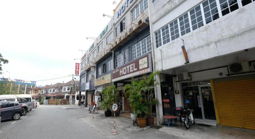 Oyo 1190 Nice Stay Hotel Raub Extérieur photo